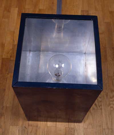 Alighiero Boetti, Lampada annuale, 1967, legno, metallo, vetro e dispositivo elettrico cm 76 X 37 X 37