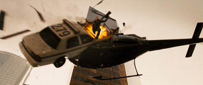 John McClane abbatte un elicottero