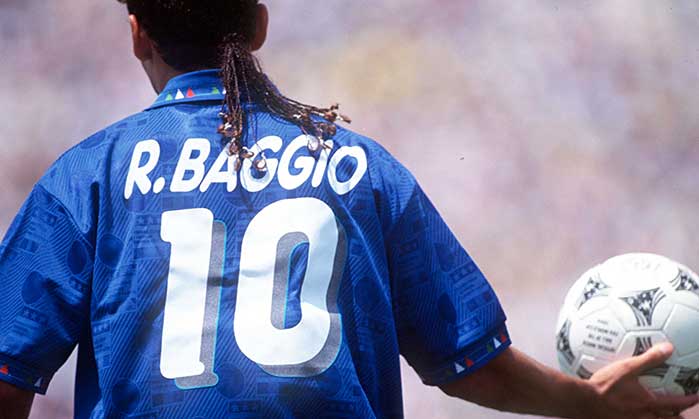 Roberto Baggio, uno dei più amati e forti calciatore di ogni epoca, idolo degli italiani