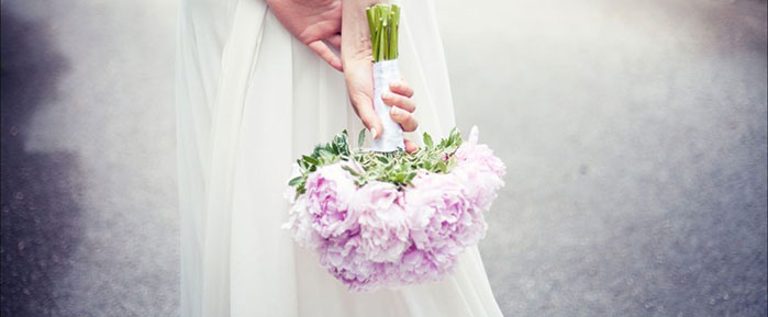 Il bouquet dei fiori, un'usanza tipica dei matrimoni occidentali, considerata di buon auspicio