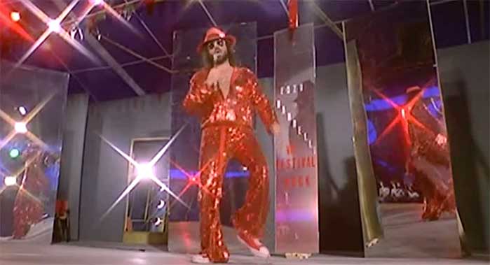 Nico travestito da pittoresco cantante, 'Nico 00'